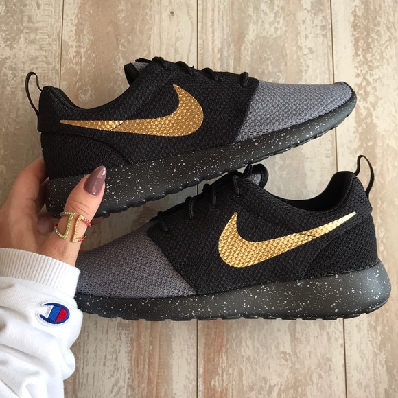 NWT Nike ID Roshe One Custom High five - Picture 5 of 8